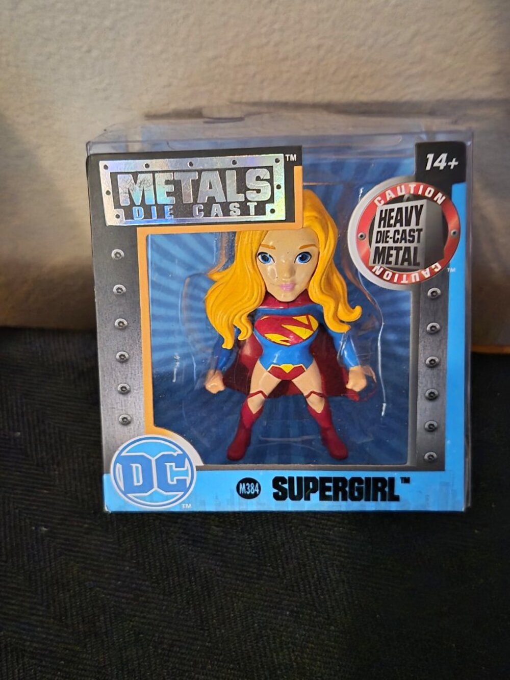 Metals Die Cast "Super Girl" by Jada Toys NIB  2" tall